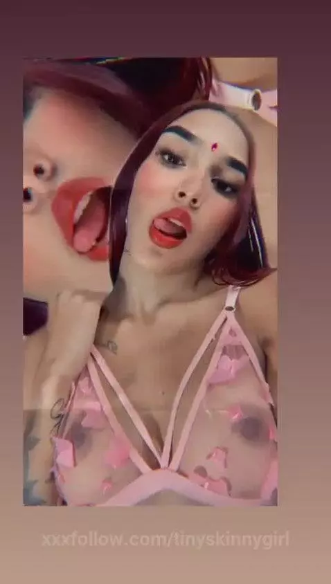 I  bet u wanna touch me now 😈🔥 by tinyskinnygirl