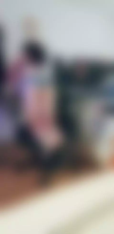 slutty alanah sinns showing off her ass in some homemade dai... by alanahsinns