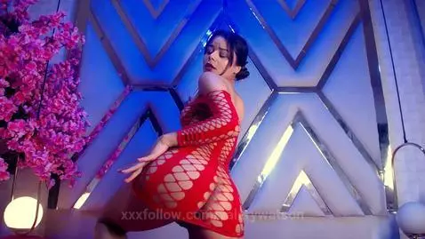 I want to move my ass above you  💦 by valerywatson