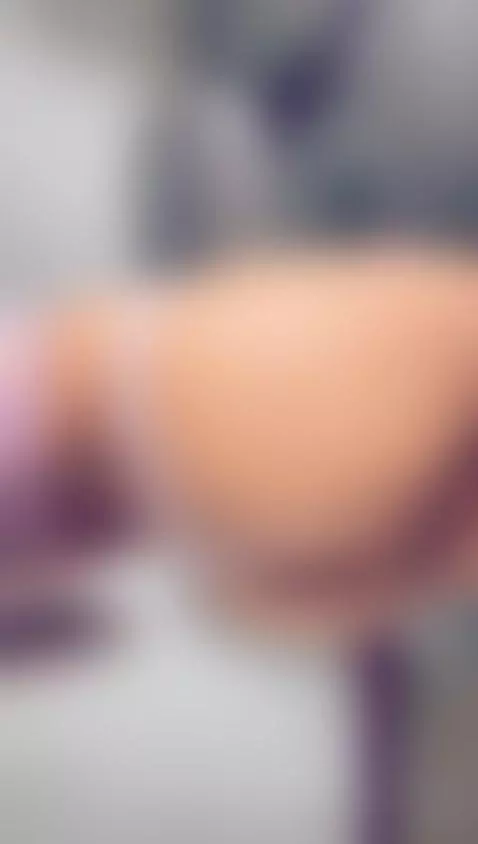 I am hard, I'm very hot by roxyross