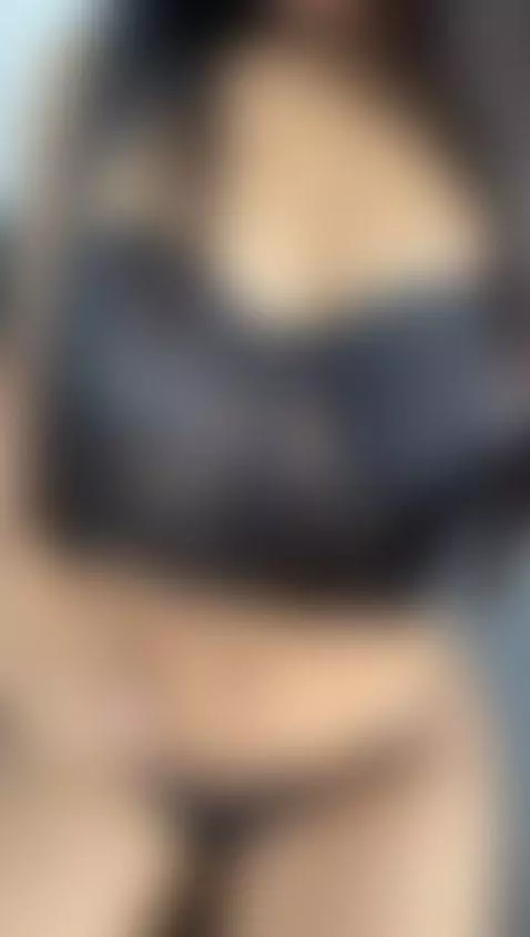 Walk my body and enjoy by roxyross