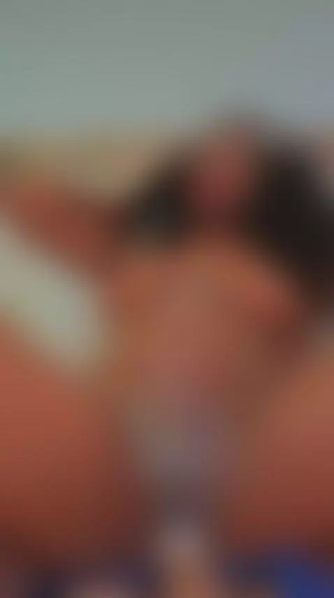 You turn me on... and my fuck machine makes me explode 💋⚡ by ivonnemorris