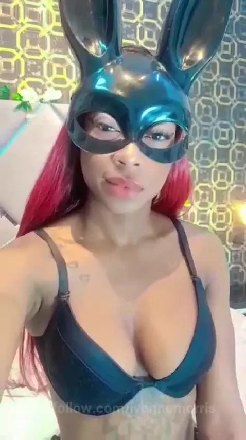 Online babe by ivonnemorris