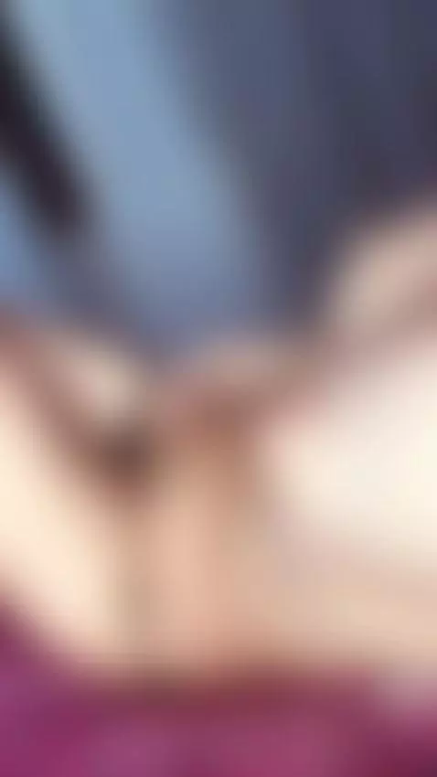 Siente el calor de mi piel 👄🔥 by liccy-hall