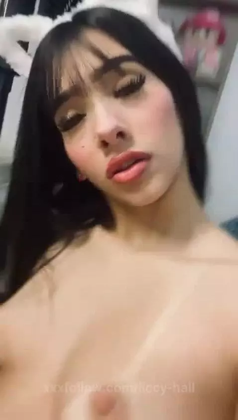 Sin with my body, I allow it 😈👄 by liccy-hall