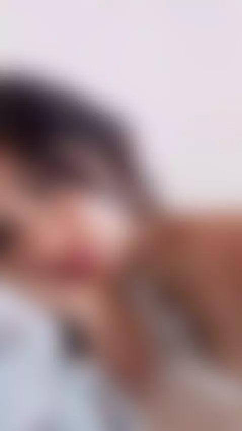 Hey 🌺 by liccy-hall