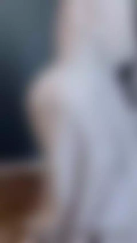 Ghost dancing👻 by emillyhart