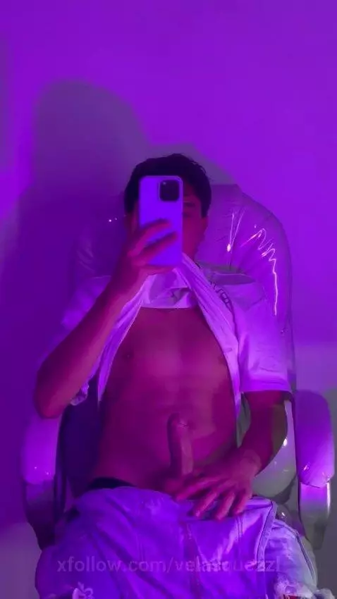 Who can help me? by velasquezzl