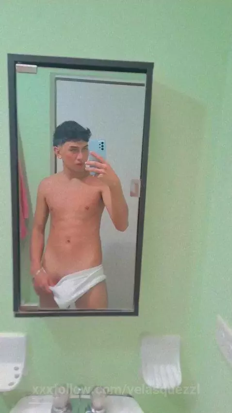 🫠🫠 by velasquezzl