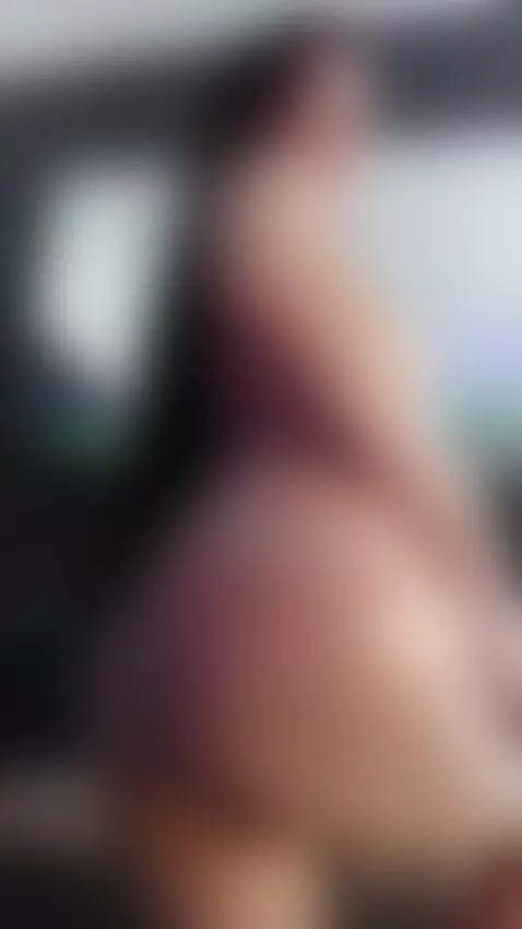 Sweet ass milf by sofiawalke