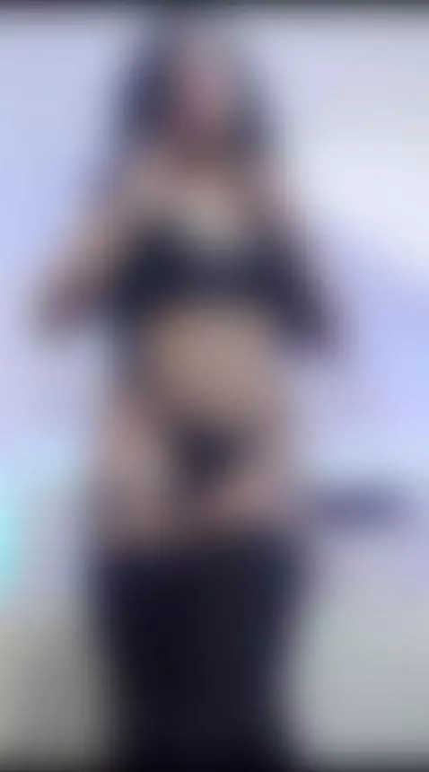 I feel pretty for you by lilith-savett