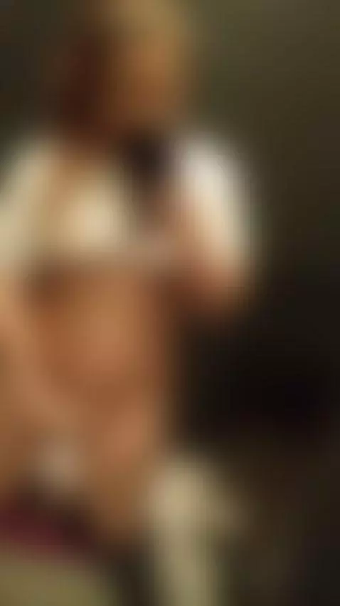 Let's play at the gym #pussy #lick by littleorallilly2