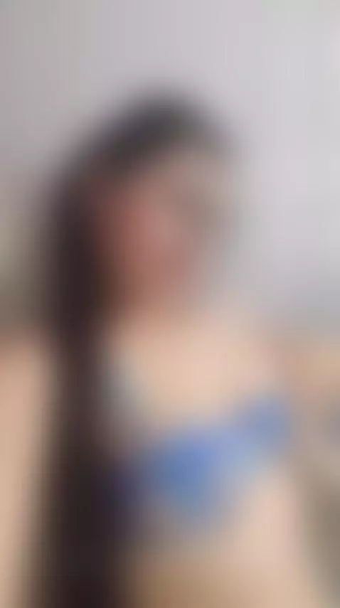 Hi babe! I’m Anna —hot , flirty, and ready to have fun with ... by anna-parkker