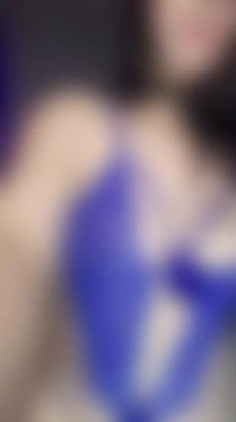 sexy milf by anna-parkker