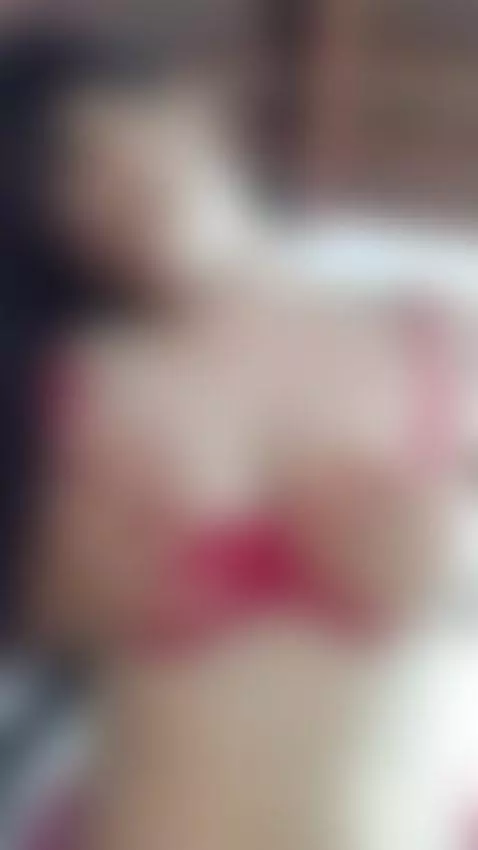 Waiting for you, love - https://es.chaturbate.com/b/_anna_pa... by anna-parkker