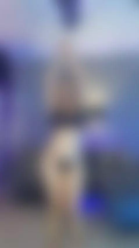 LIVE NOW !! A little oil on my body! Do you want to apply mo... by anna-parkker