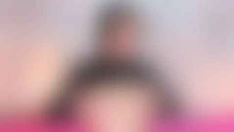 Come and let my oil tits finish the work love mmmm 💦🍑🍆🍆 by cleobrown