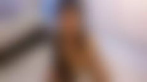 I send you a kiss that ends in sex by tifanny-greey