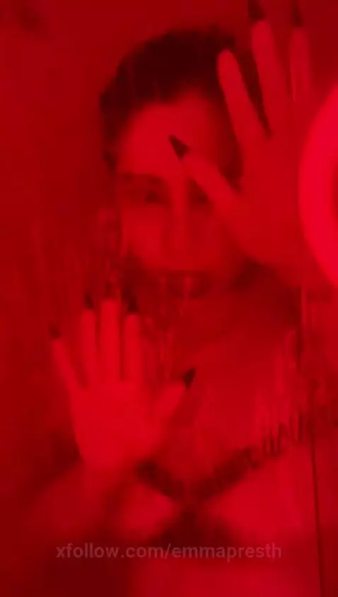 Dancing in red by emmapresth