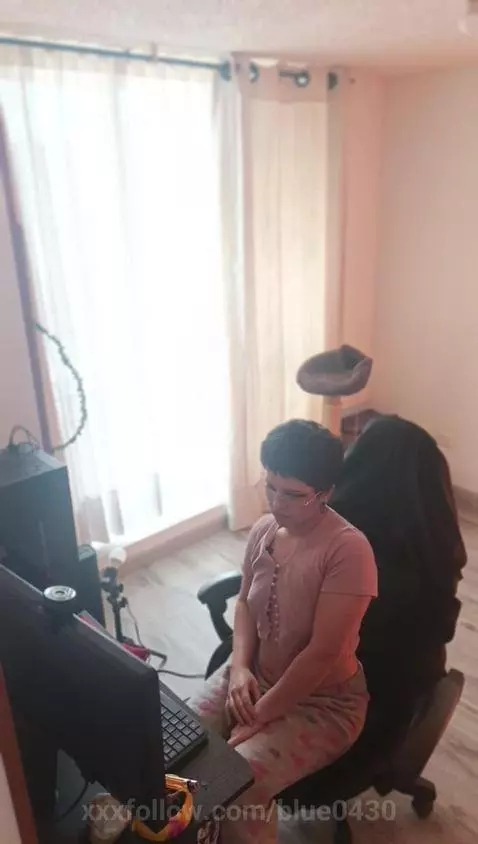 I feel like someone is watching me... and that turns me on🤭🤫 by blue0430