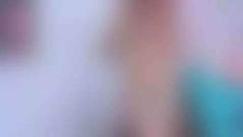 sexy girl by leaah-cute