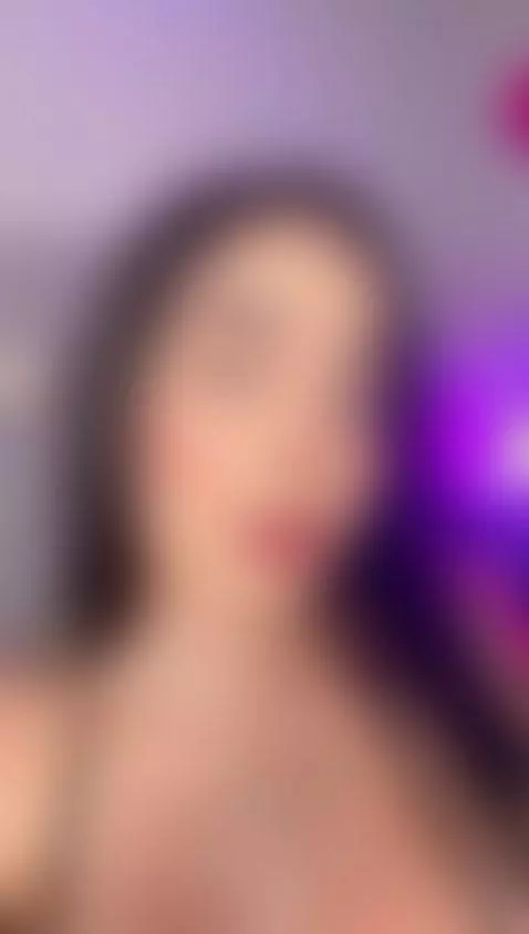 💘 Welcome to my Valentine's Special 💋 Today, we play with pa... by amy-ruiz