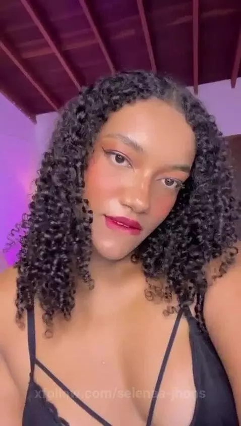 LIVE NOW!! This burning girl expects to have fun with you! by selenaa-jhons