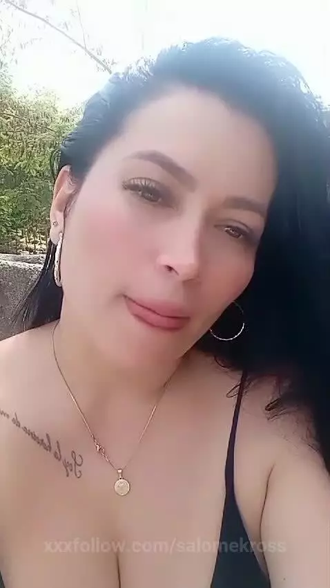 Kiss me slowly😋 by salomekross