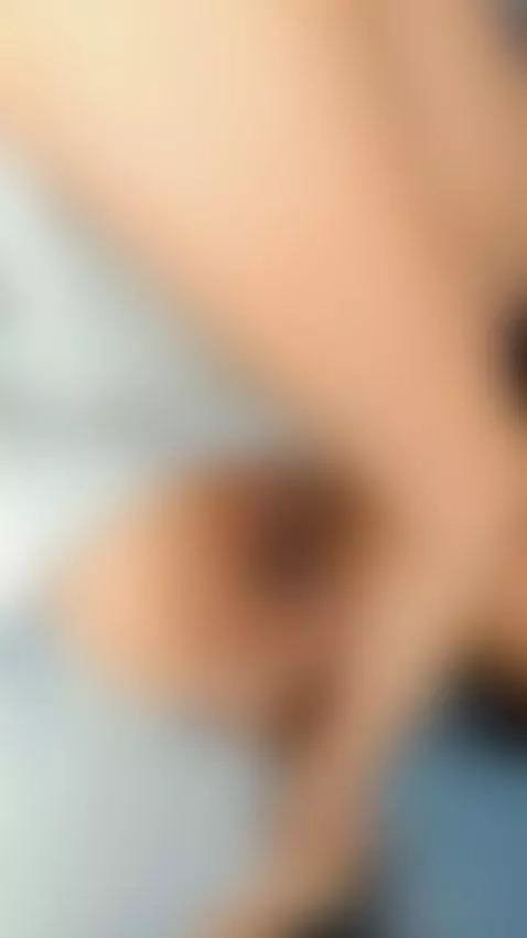 This body speaks a language you’ll want to learn. by kathia-morelli