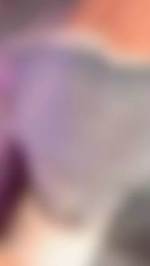 Here I am, ready to brighten your day by kathia-morelli