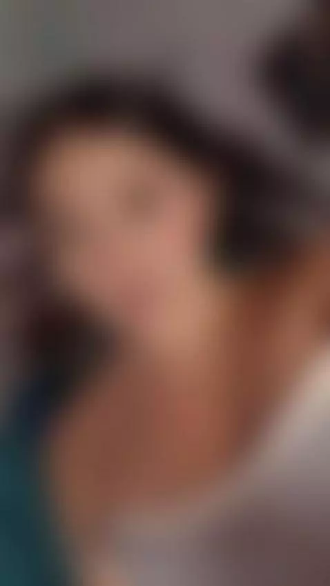 Messy hair, don’t care—still cute. by kathia-morelli