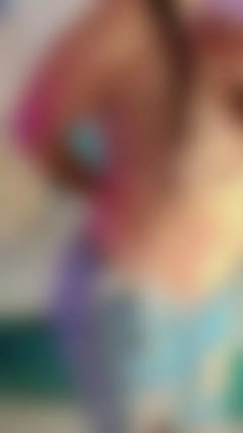 Pretty looks, dangerous thoughts. by kathia-morelli