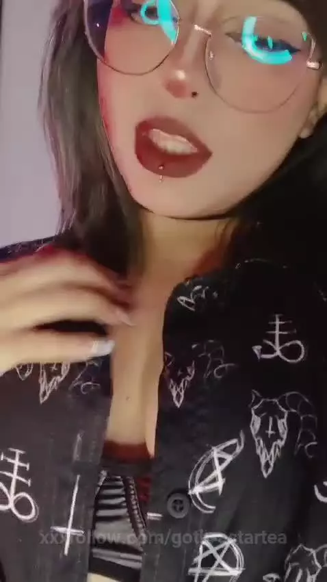 Do you prefer tits or ass? by goth-astartea