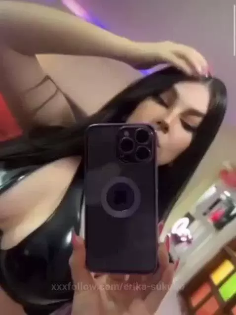 💋 by erika-sukubo