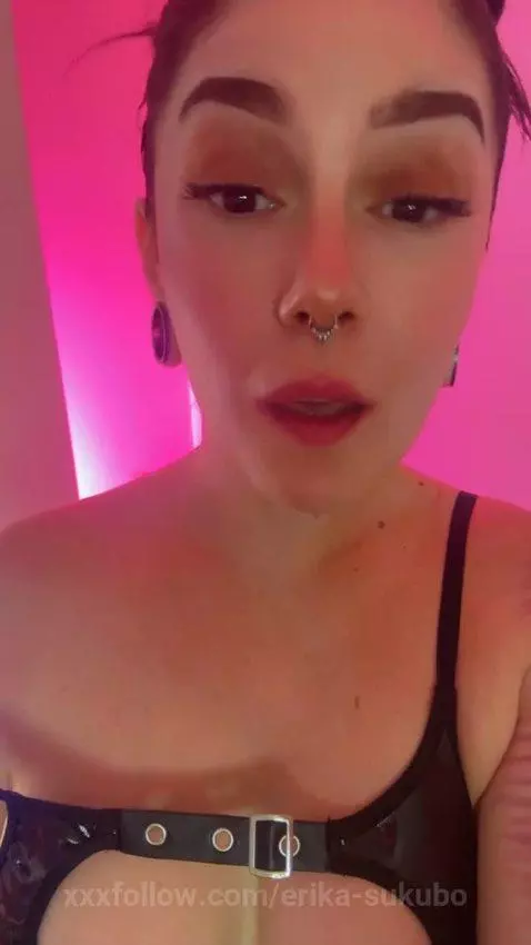 warning this hot gurl is wet🔥!! by erika-sukubo