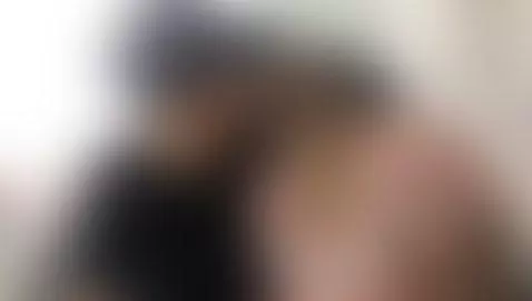 My boyfriend kiss me again and again by emilyperdomo