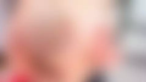 I want to have your cock dripping on my giant tits by caseywalkerr