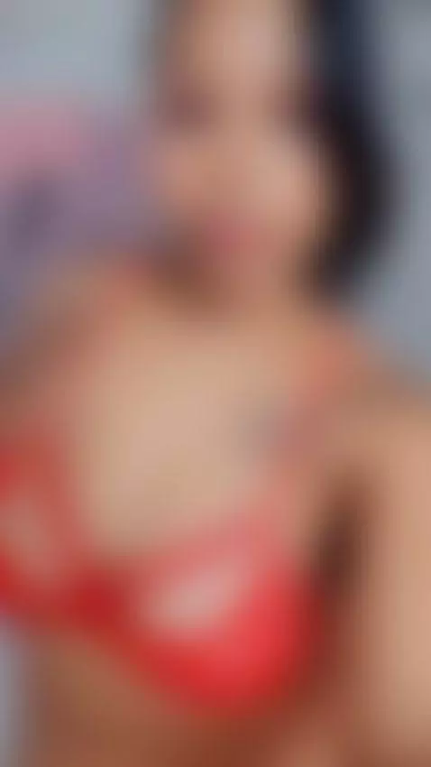 I'm not a dream ... but I can make it happen by ebony-priincess