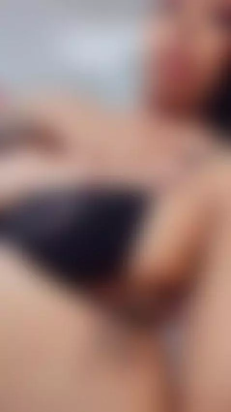 Your body and my mind, in perfect synchrony by ebony-priincess