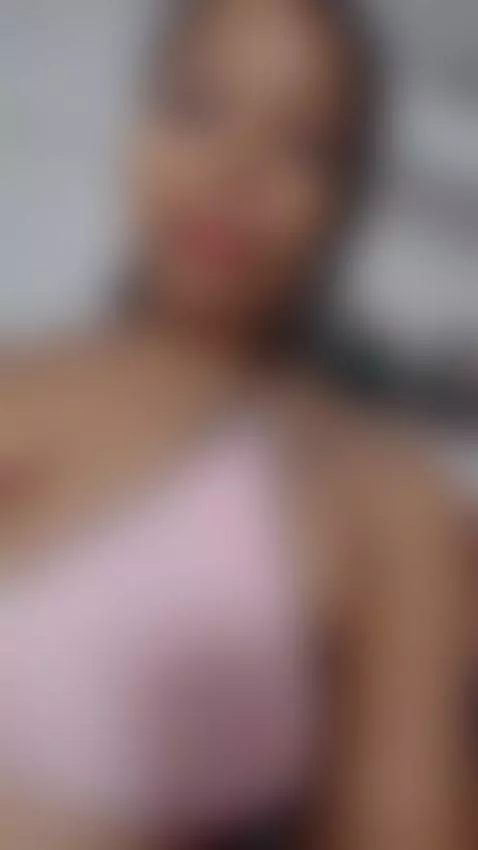 I need you here ❤ by ebony-priincess