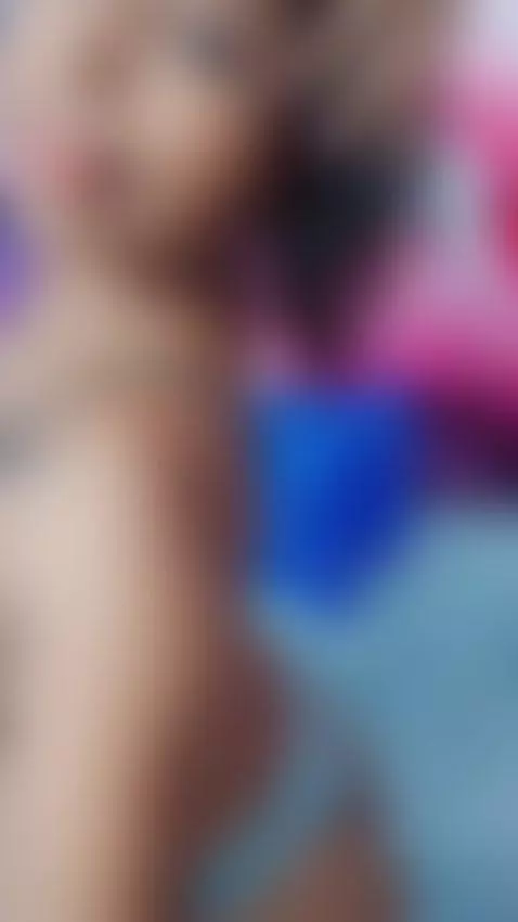 I want to eat all of you🥵 by ebony-priincess