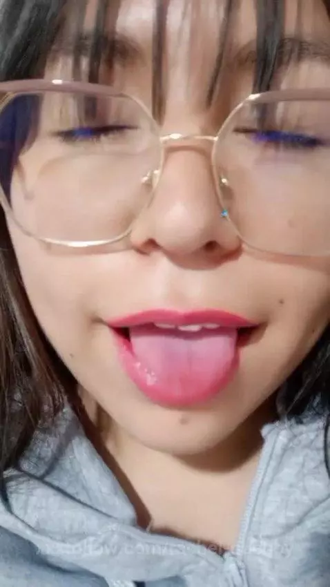 Damnnnn! I want you to fuck me today by rachel-quenby