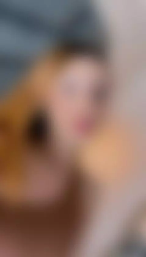 Online now guys! by scarleett-johansson