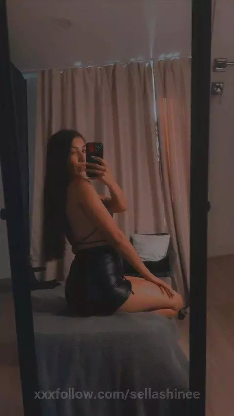 Hi, my obedient! It remains two days before my vacation, com... by sellashinee