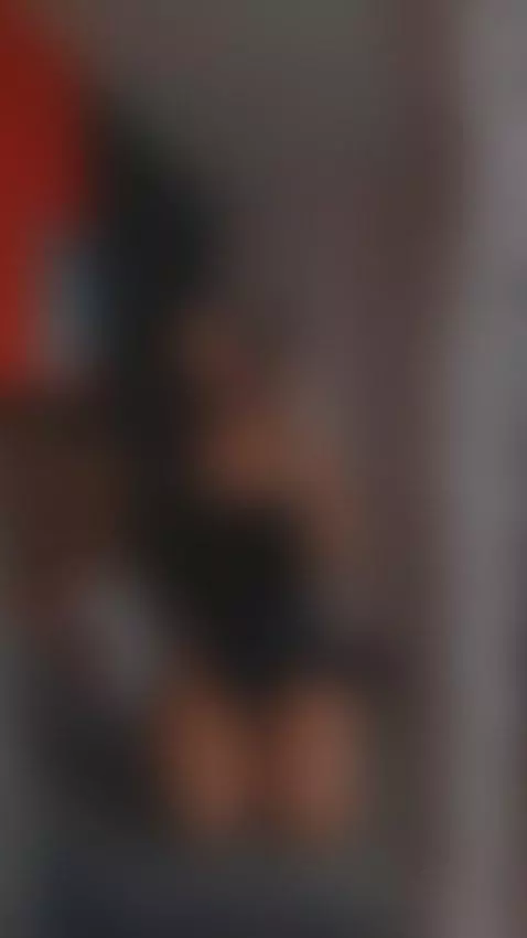 I just imagined you kissing my feet. I'm waiting for this pi... by sellashinee