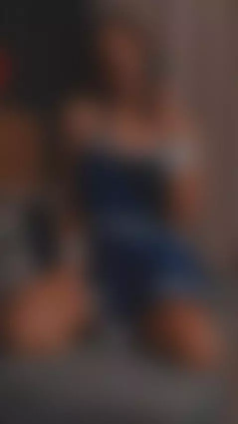 Come closer to my feet. It's cold today, and even a property... by sellashinee