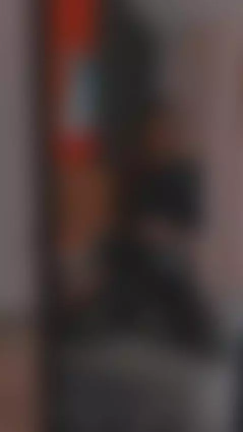 Come here, my dear. Are you bored? Let me look at you... How... by sellashinee