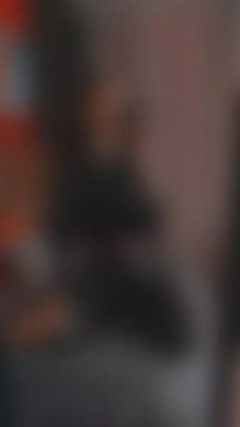 Well, hello, my dear. I see you are already here, standing a... by sellashinee