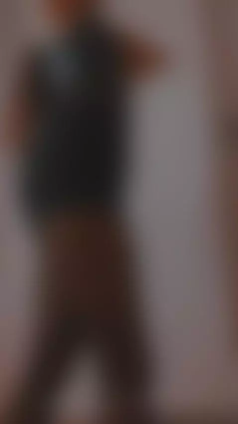 Get down on your knees for me by sellashinee