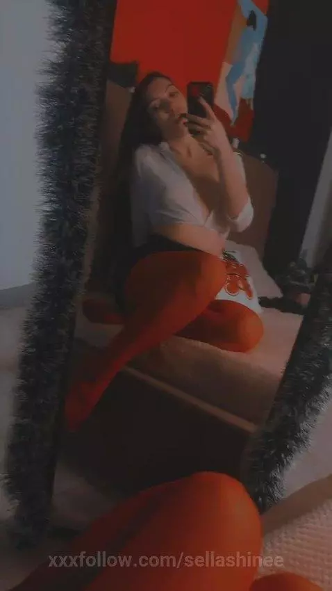 are you ready to get between my thighs? by sellashinee